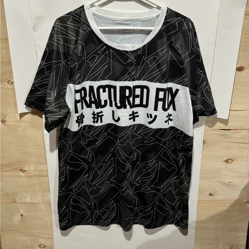 Fractured fox soccer jersey